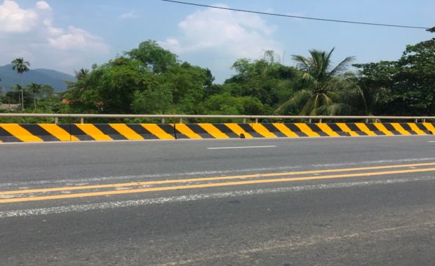 Sơn kẻ vạch giải phân cách